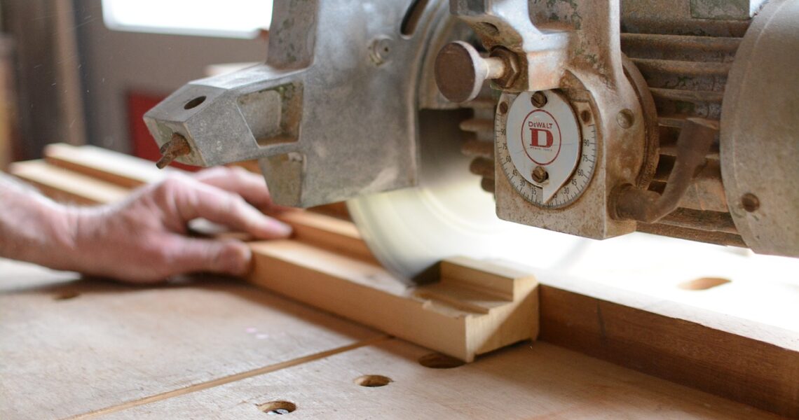 Guide_pratique_pour_la_sélection_de_bois_dans_vos_travaux_de_menuiserie