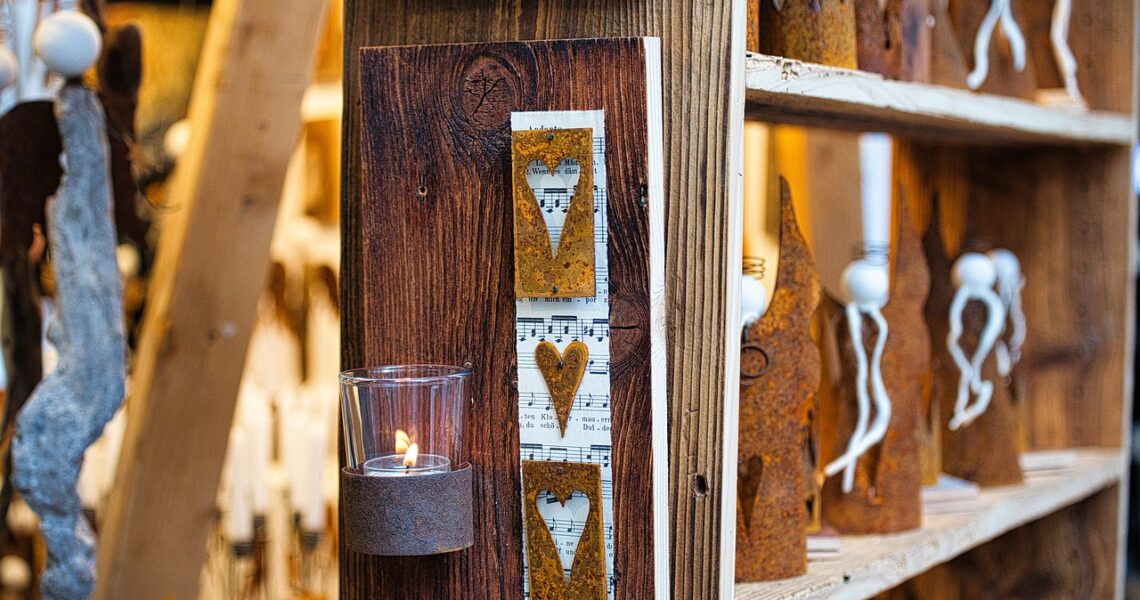 Stands_d_exposition_en_bois:_Synthèse_d_authenticité_et_de_design_intérieur_